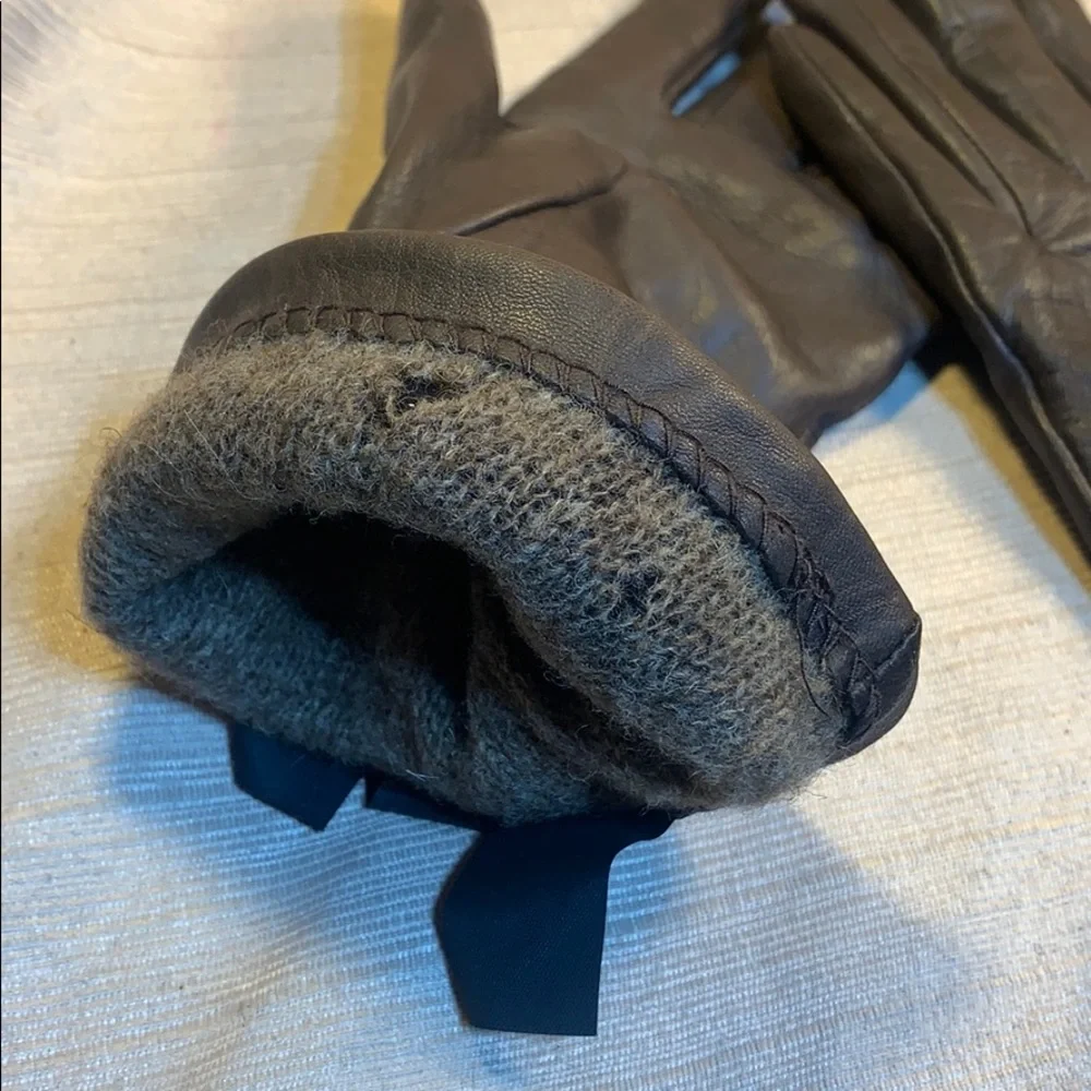Cara by Gates lambskin/cashmere long gloves